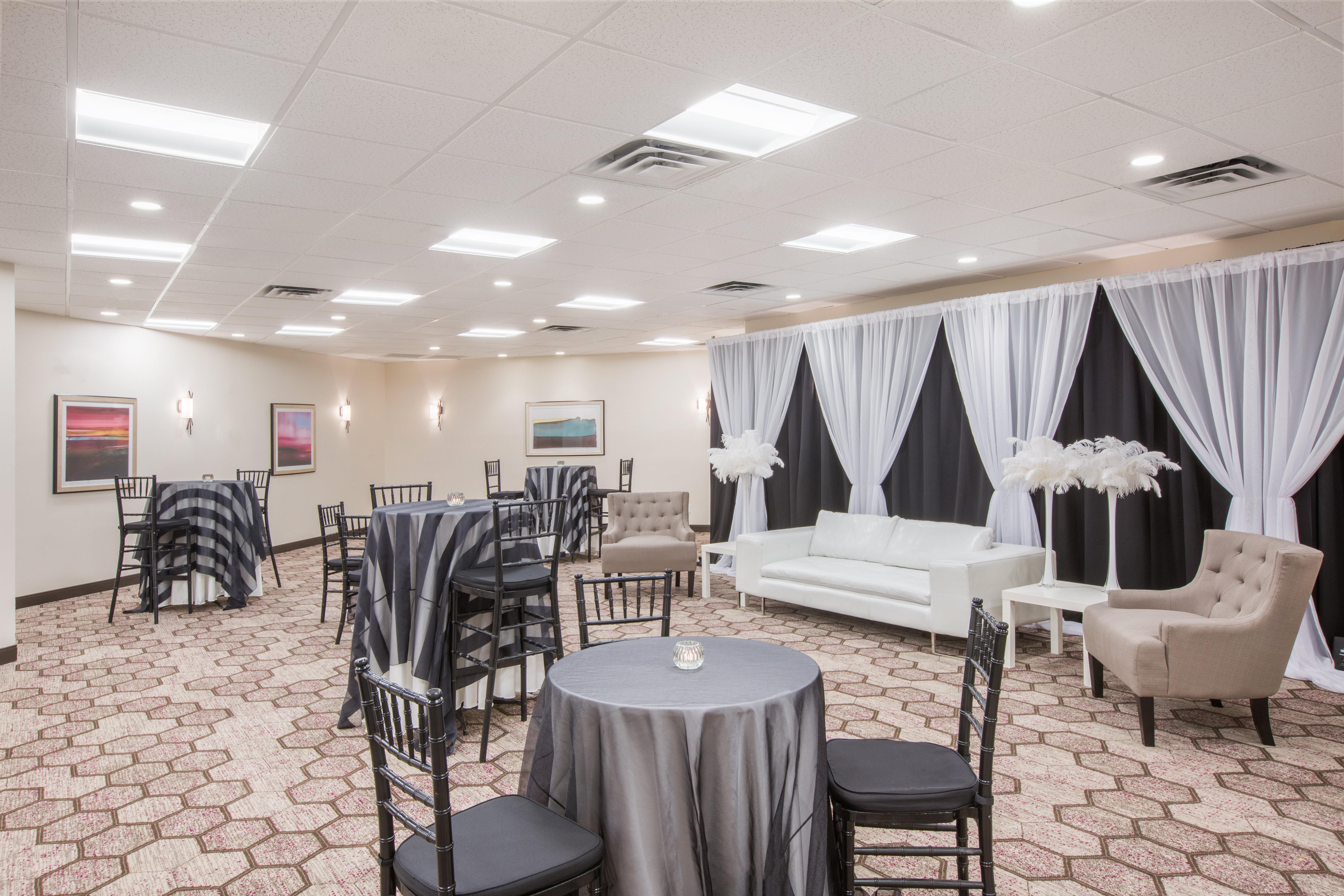 Hotel Ac By Marriott Portland Oswego Lake Oswego