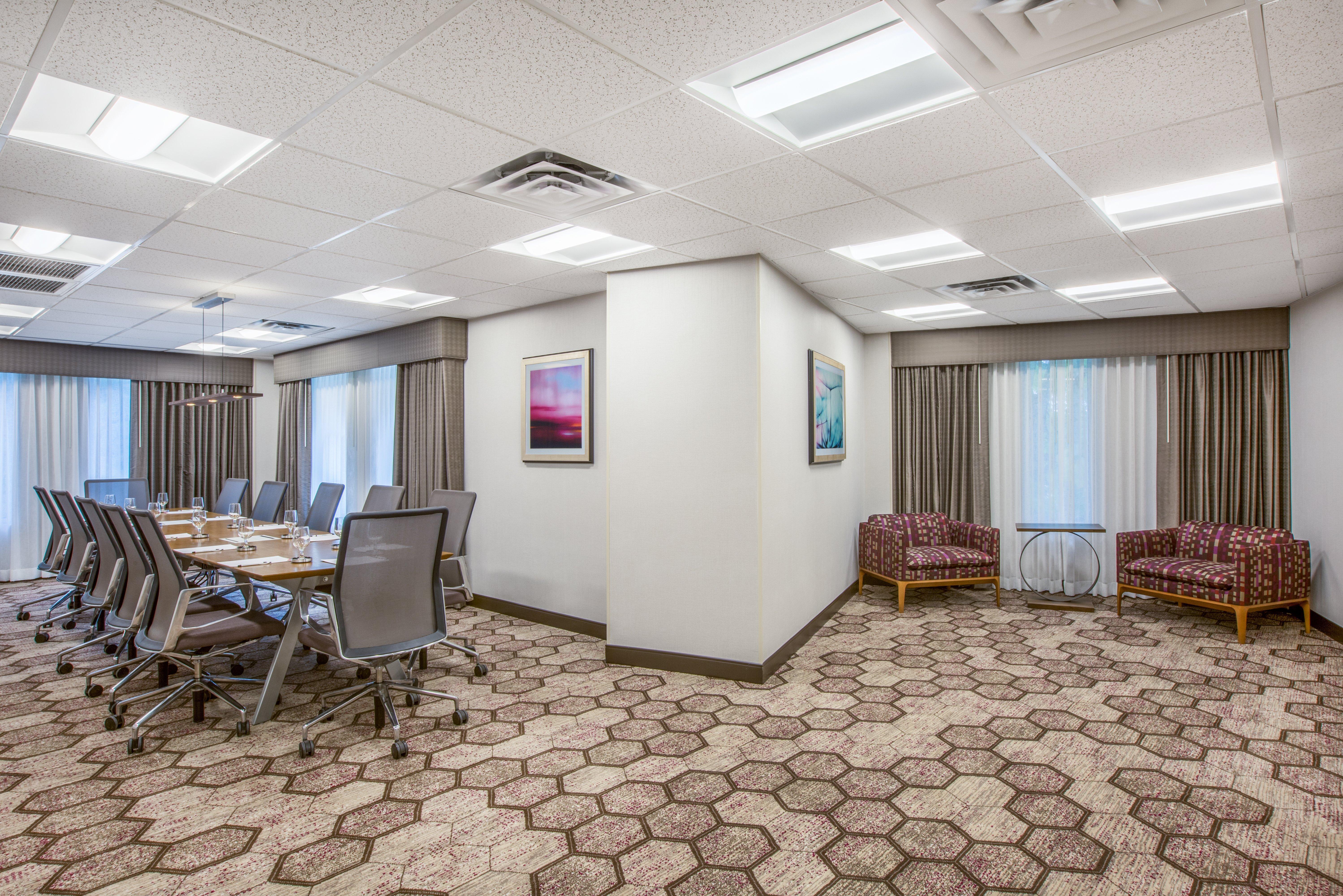 Ac By Marriott Portland Oswego Hotel