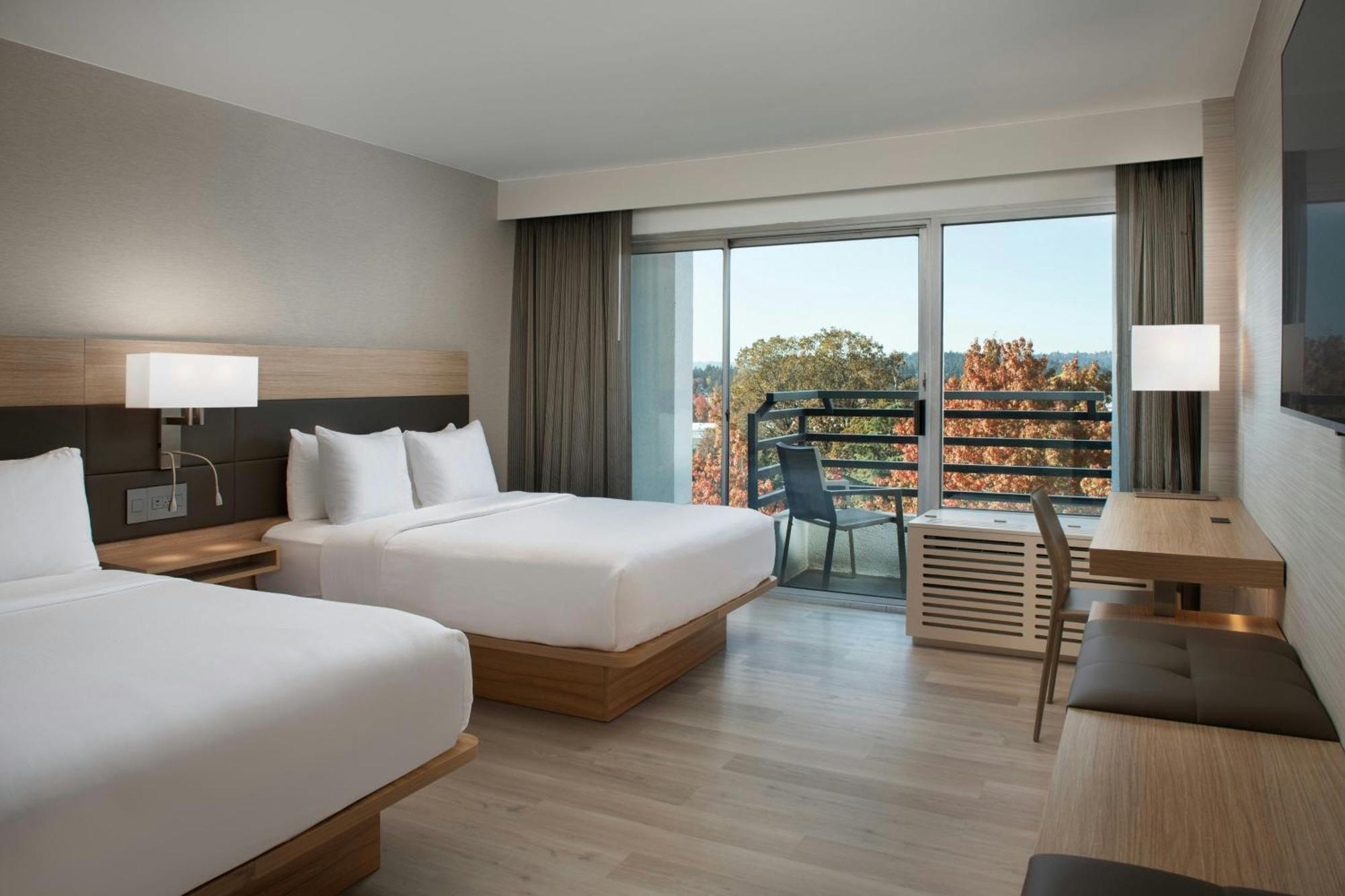 Hotel Ac By Marriott Portland Oswego Lake Oswego