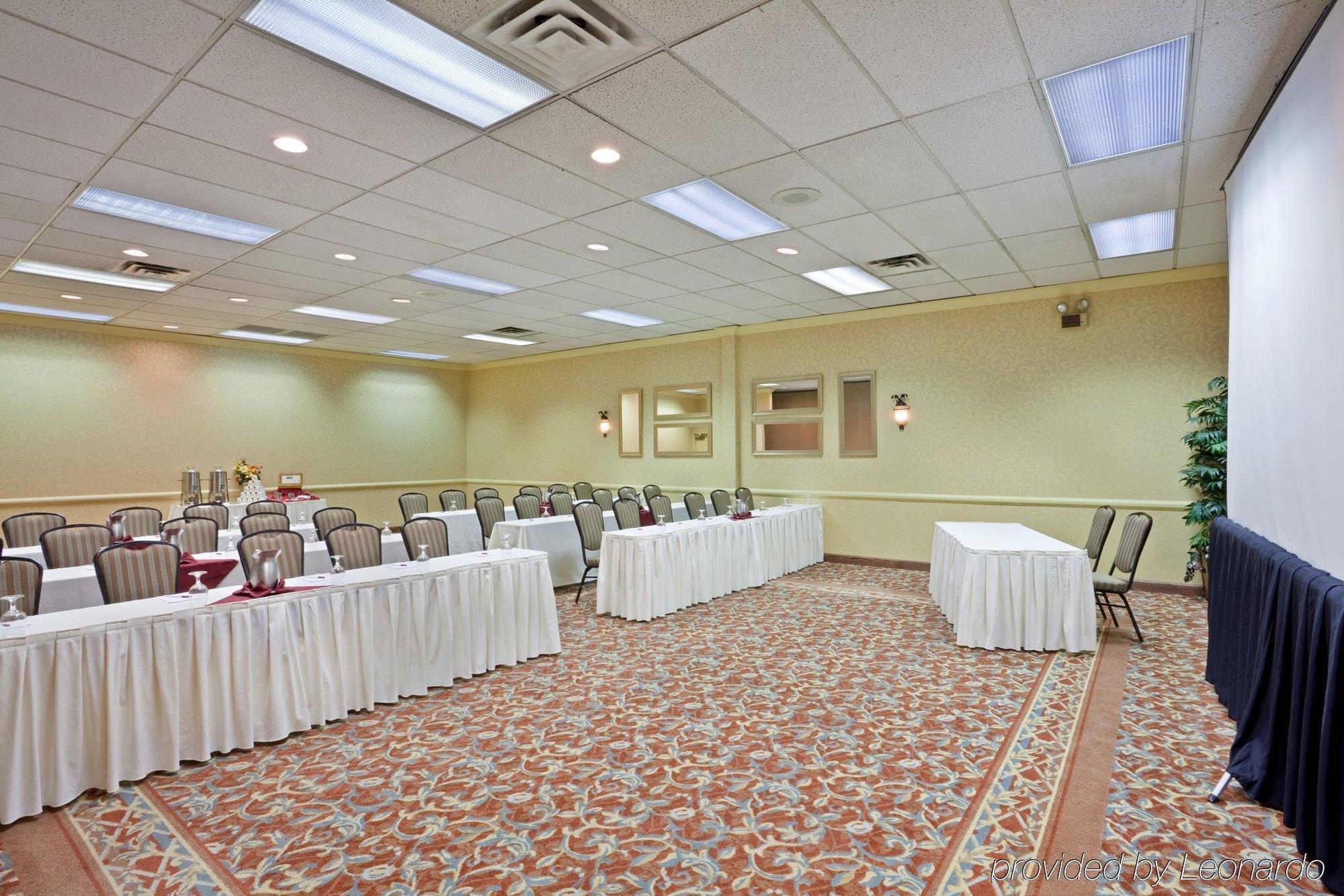 Ac By Marriott Portland Oswego Hotel