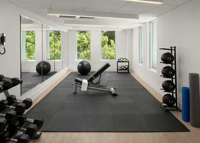 Ac Hotel By Marriott Portland Lake Oswego