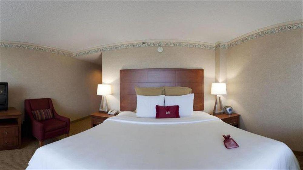 Ac By Marriott Portland Oswego Hotel