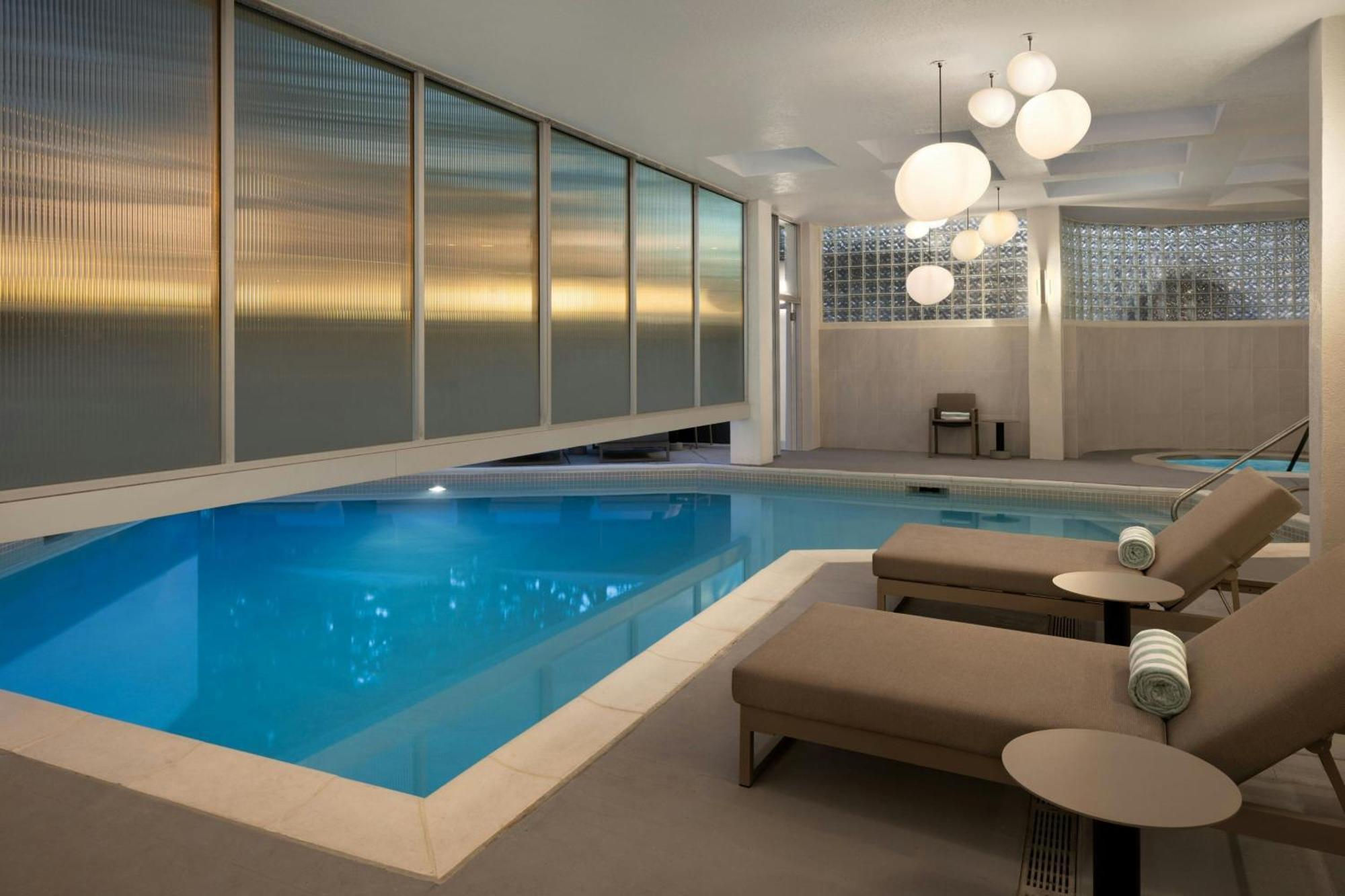 Ac By Marriott Portland Oswego Hotel